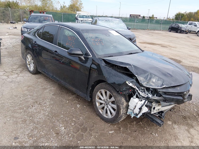 Toyota Camry Le 2018