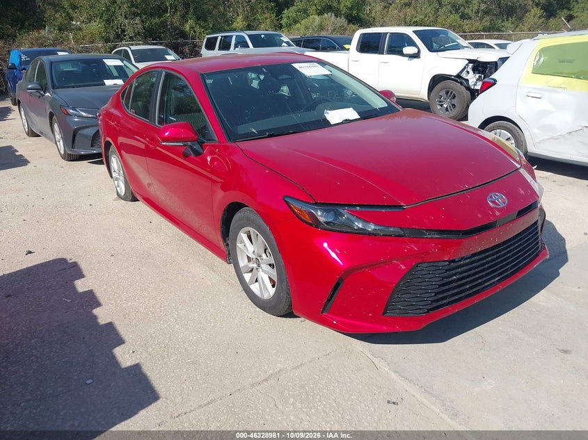Toyota Camry Le 2025