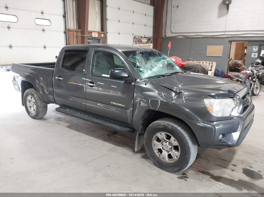Toyota Tacoma Base V6 2015