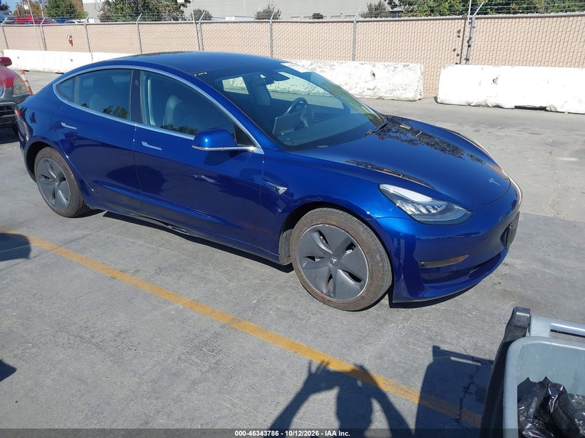 Tesla Model 3 Long Range/Mid Range 2018
