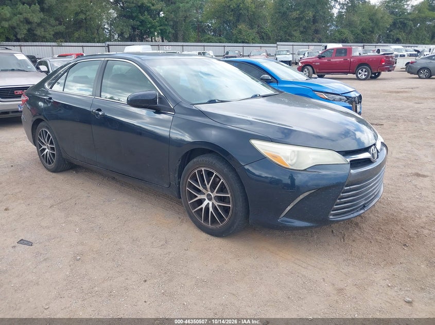 Toyota Camry Le 2015