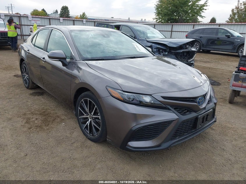 Toyota Camry Se Hybrid 2023