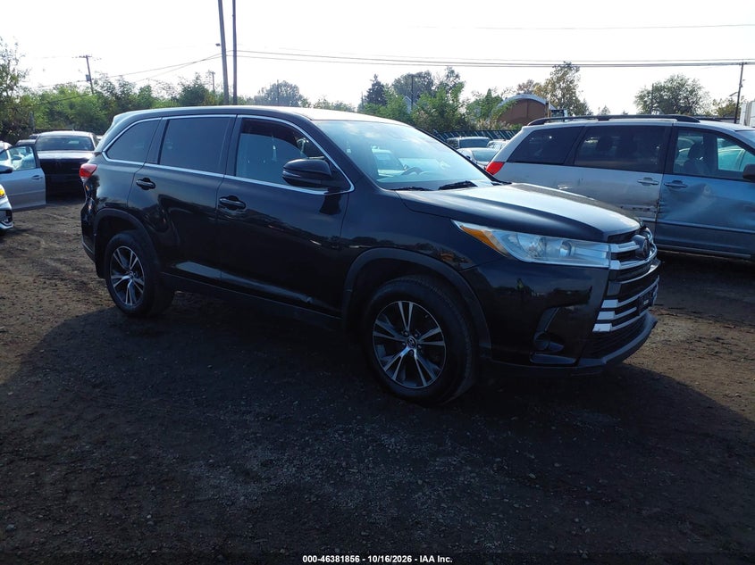 Toyota Highlander Le 2019