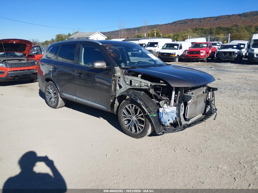 Mitsubishi Outlander Se/Sel 2017