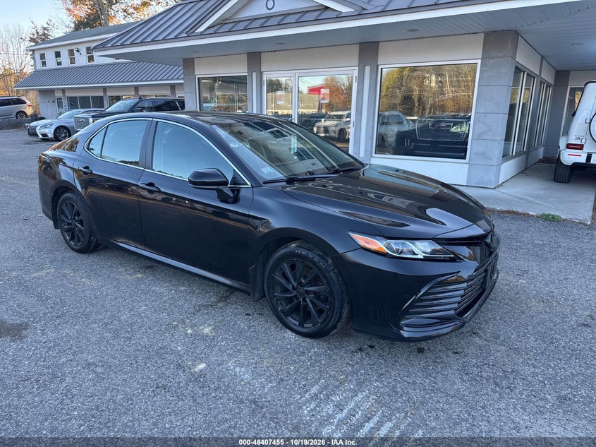 Toyota Camry Le 2023