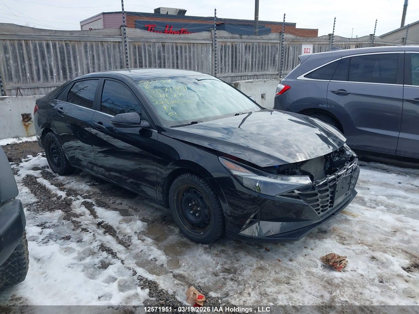 Hyundai Elantra Hybrid Ultimate With Two-Tone Interior 2022